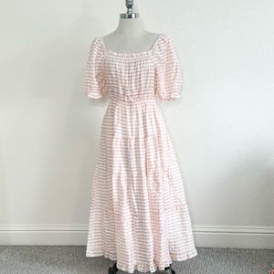Moon River Puff Sleeve Tiered Peach Stripe Maxi Dress Women's Sz Small W/ Lining